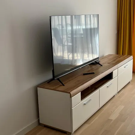 C-Entral Apartments Bucharest With Private Parking מראה חיצוני תמונה