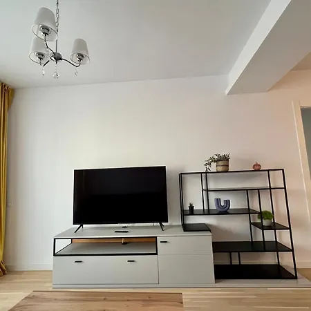 C-Entral Apartments Bucharest With Private Parking מראה חיצוני תמונה