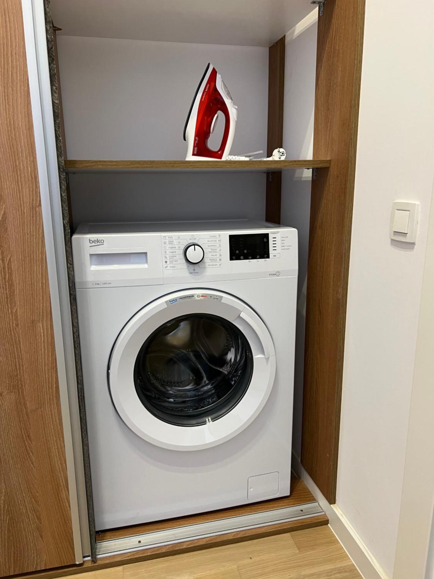 C-entral With Private Parking Apartamento Bucarest